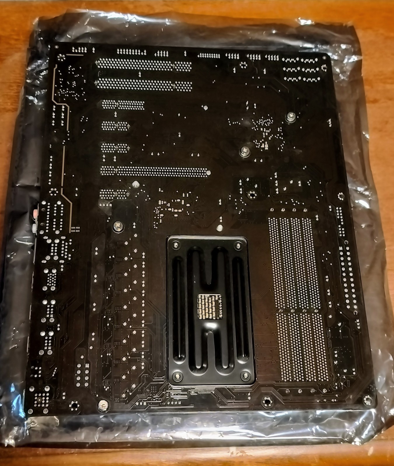 GIGABYTE GA-970A-UD3P MOTHERBOARD COMBO AMD FX CPU 16GB RIPJAWS RAM WORKS GREAT!