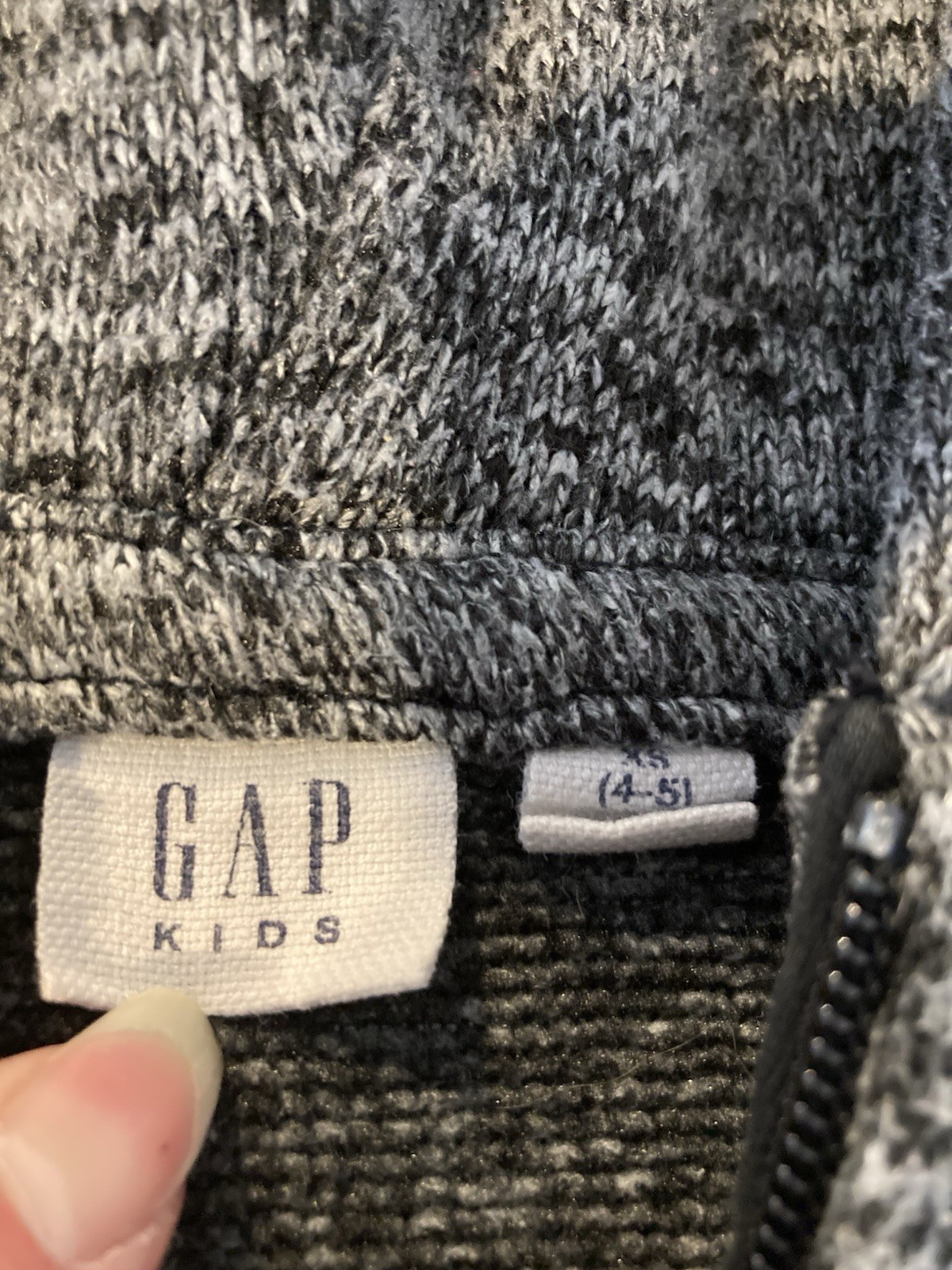 Gap Under Armour Boys 4/5 Clothing Lot Jackets Shirts Hat