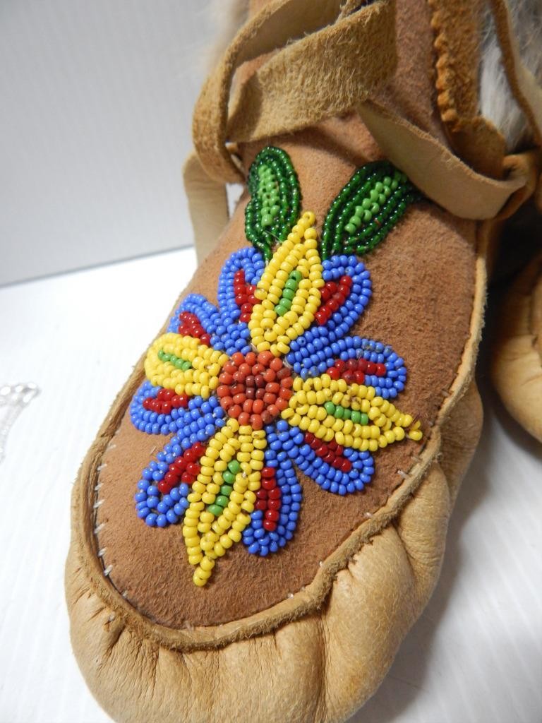 VINTAGE CANADIAN NORTHERN CREE INDIAN HI TOP BEADED BUTTERFLY MUKLUKS MOCCASINS