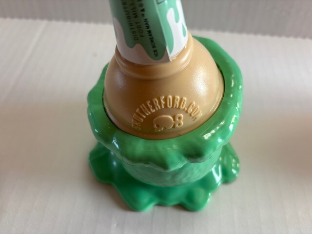 Lot of 2 Ice Scream Man Skull Ice Cream Holders - Mintstachio & Strawberry