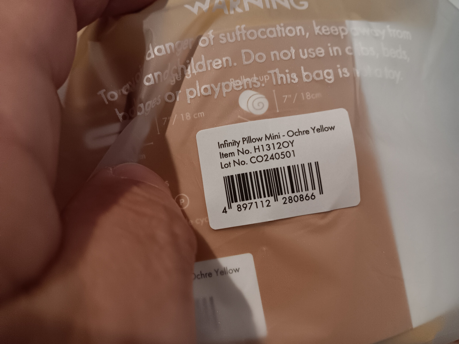 Huzi Infinity Pillow kids Mini Travel Neck Pillow ochre yellow NEW