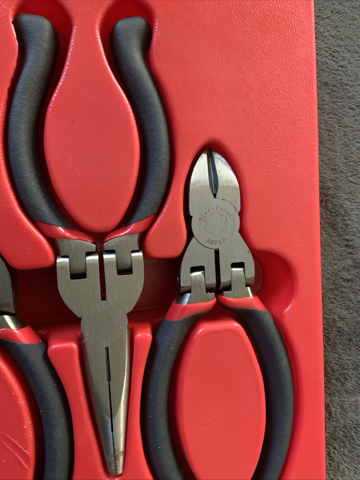 Blue Point 3pc Flexible Pliers Set…3pc…good Snape…tray Is Cracks…
