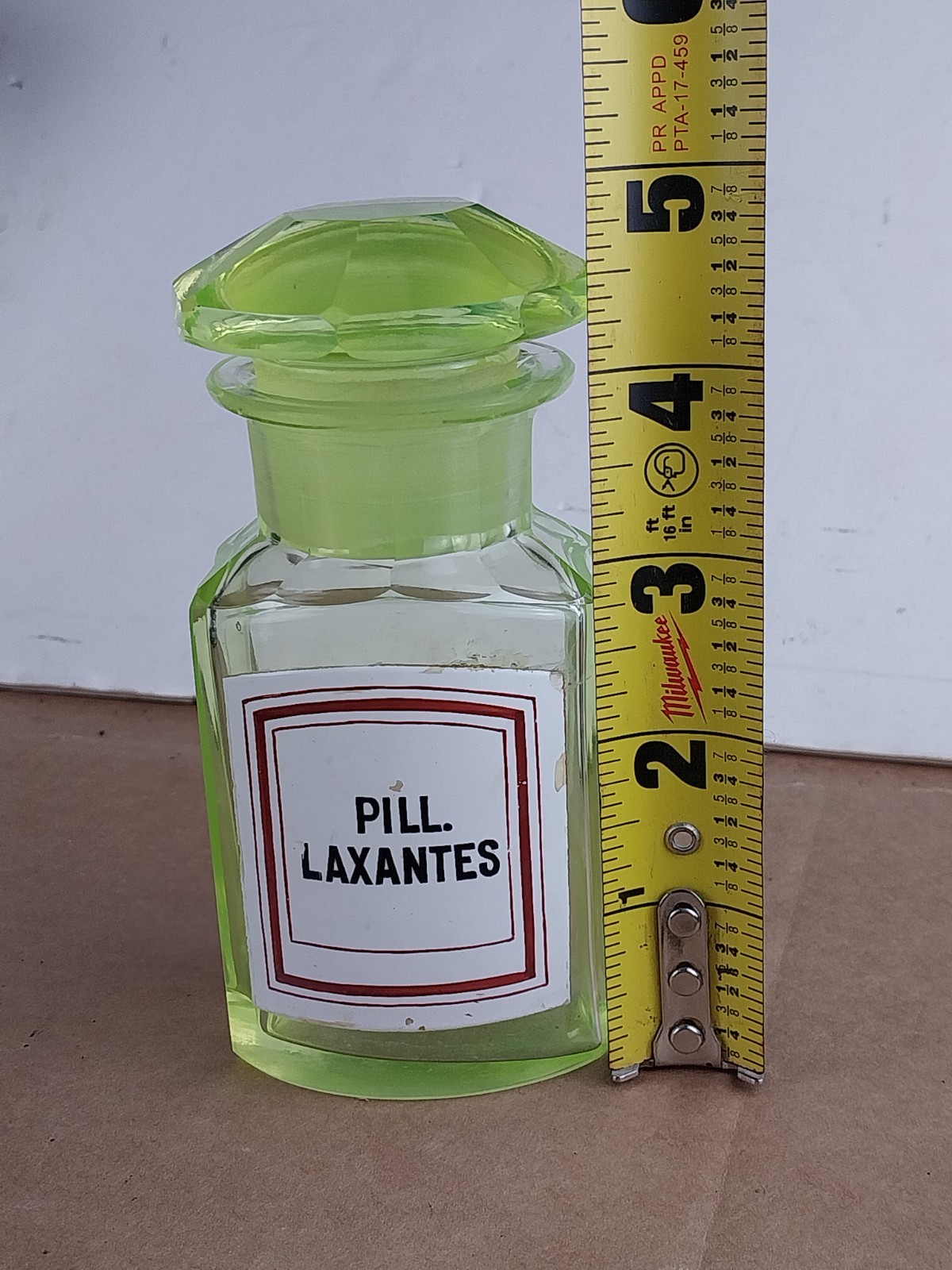 Antique Rare Uranium Glass Apothecary Chemist Pharmacy Medicine Bottle Vaseline