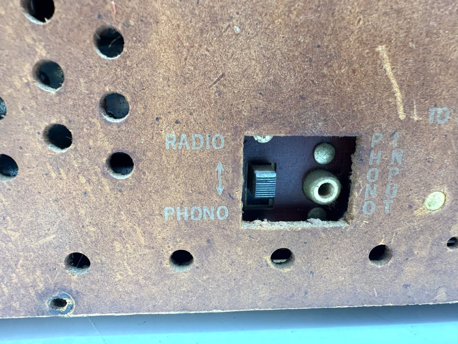 Vintage ZENITH High Fidelity AM/FM Tube Radio Wood Cabinet ~ Model B835 Working