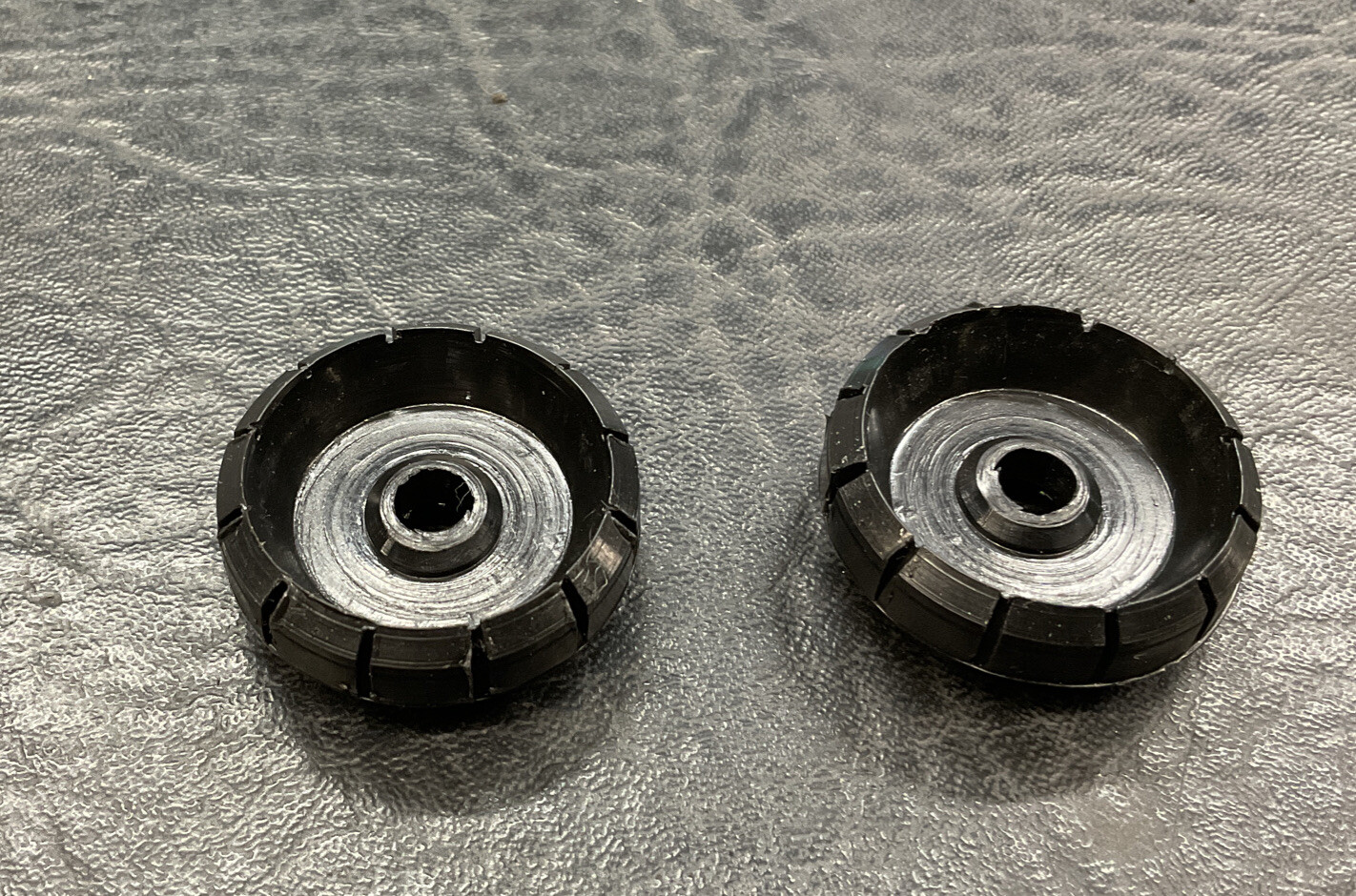 AirCooled Type 1 Sapphire Radio Tone Knob Set  62-67   Prt# VRD647