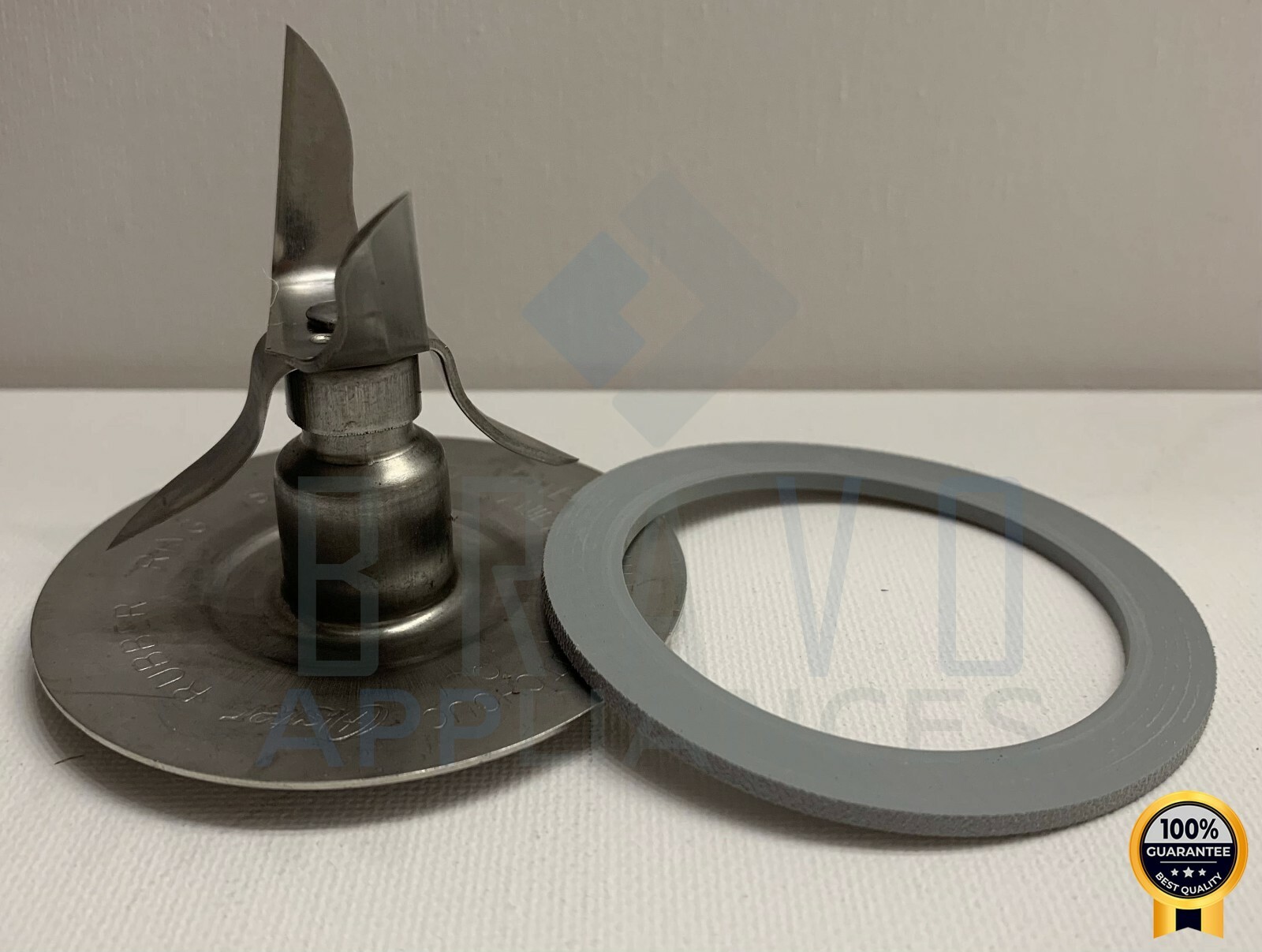 Genuine Oster Blender Stainless Steel Blade 4961 with one Gasket Sealing Ring