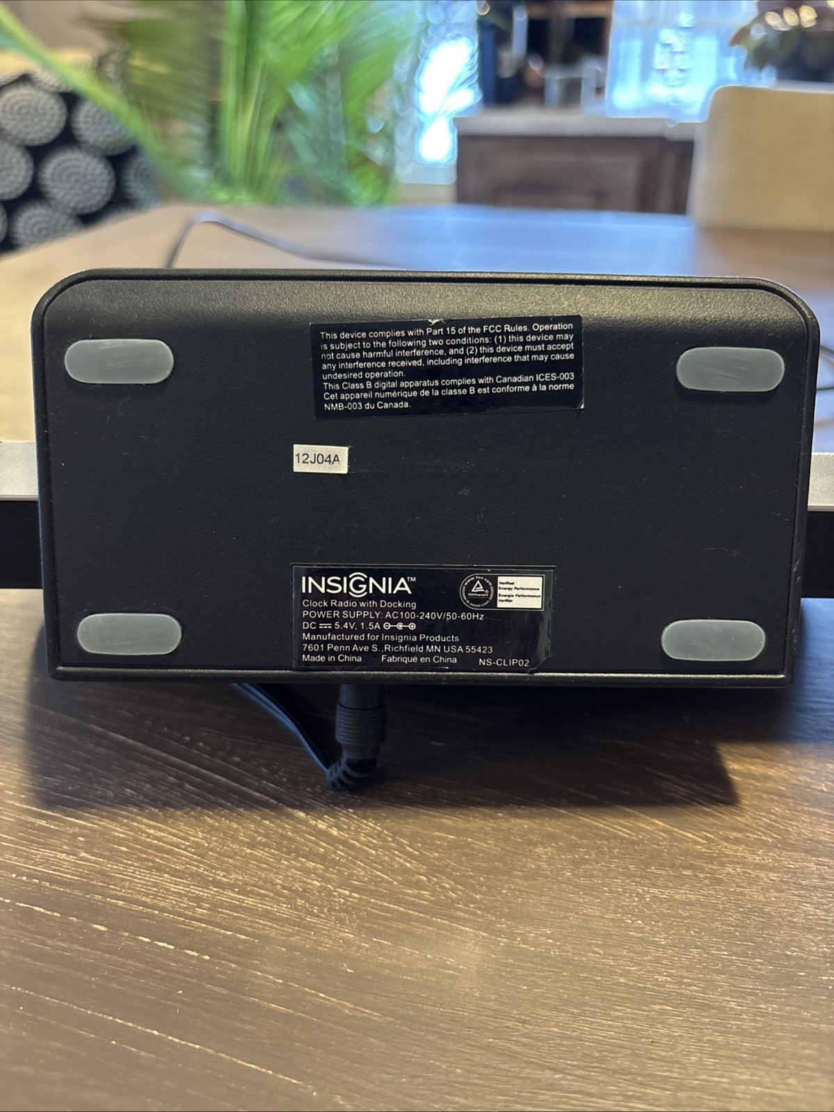 Insignia NS-CL01 AM/FM Digital Clock Radio-Rare Vintage-