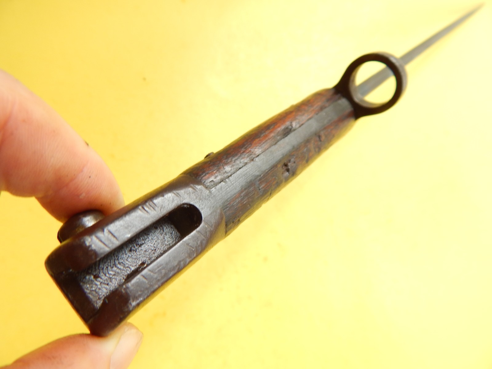 NICE ENFIELD 1907- Mk111 SWORD BAYONET /SCABBARD - CHAPMAN. - Unit Marked `