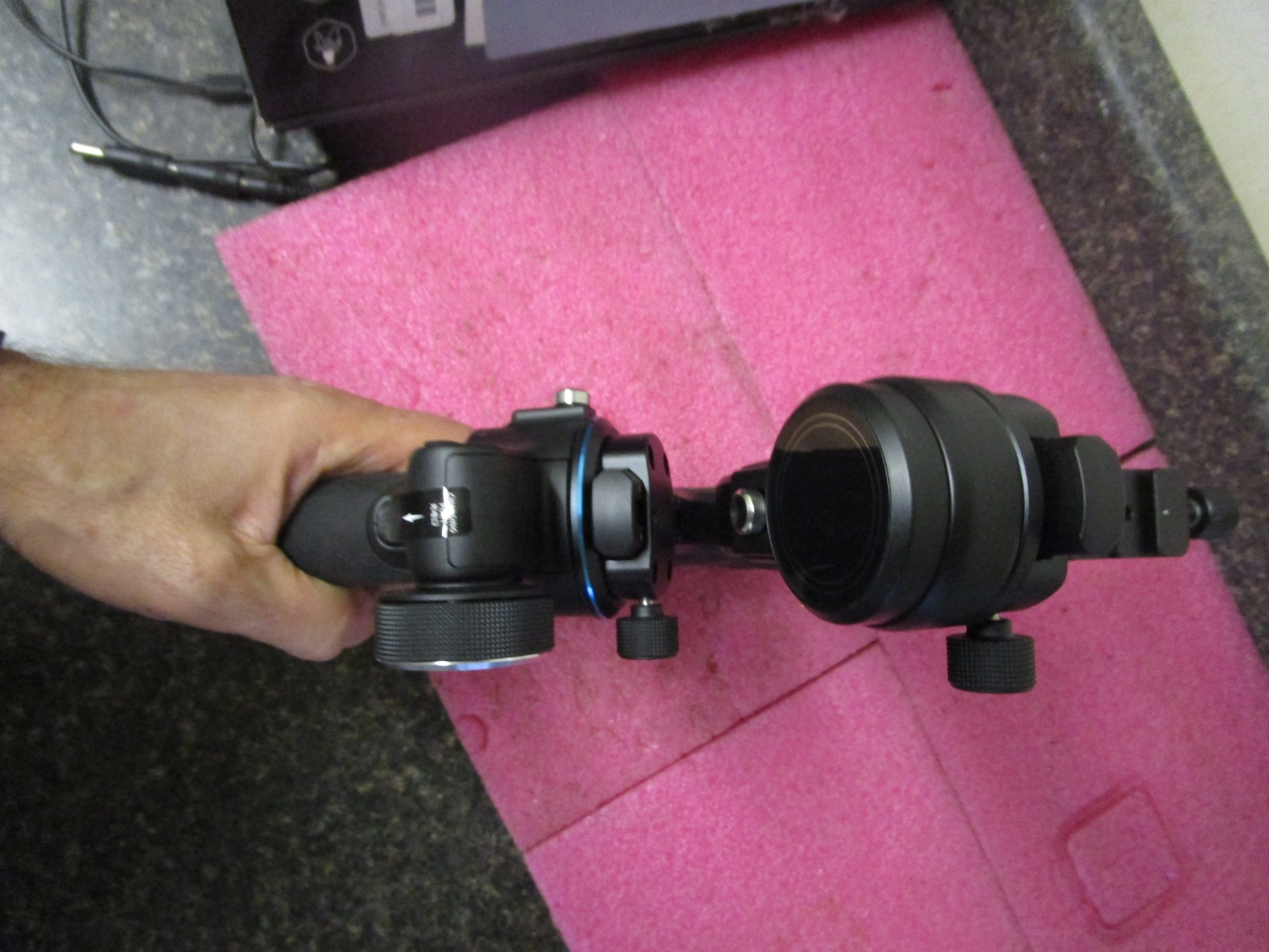 FeiyuTech SCORP C 3-Axis Handheld Gimbal Stabilizer for DSLR Mirrorless Camera