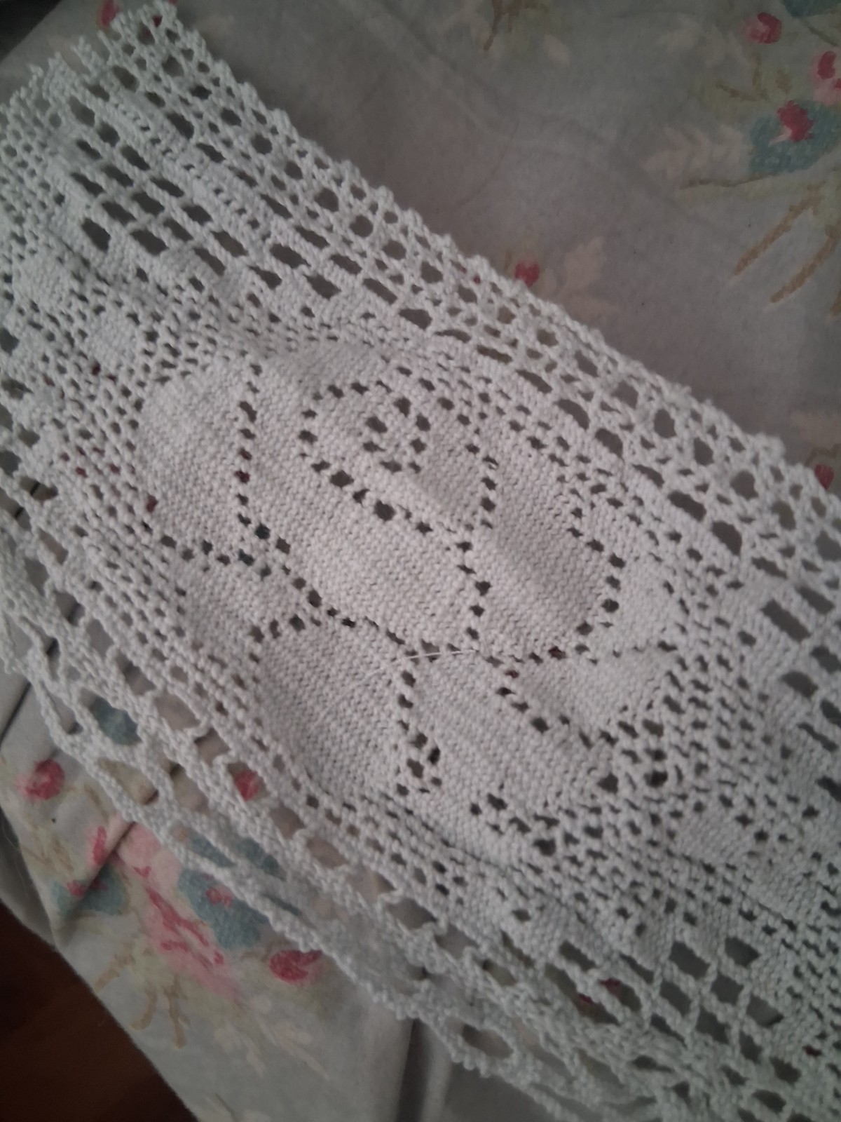 10 yds Rachel Ashwell Shabby Chic Crochet Cluny Rose Lace Teal /tablecloth duvet