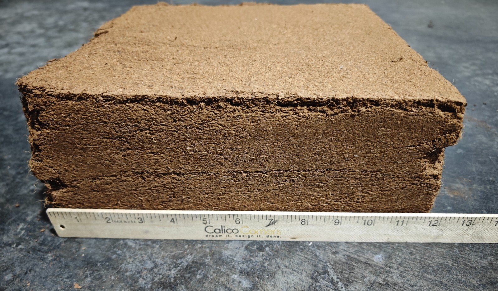 Organic Coco Peat 4.5 Kg/10 Lbs Block, Expands to 15 Gallons, Low EC, Ph Neutral