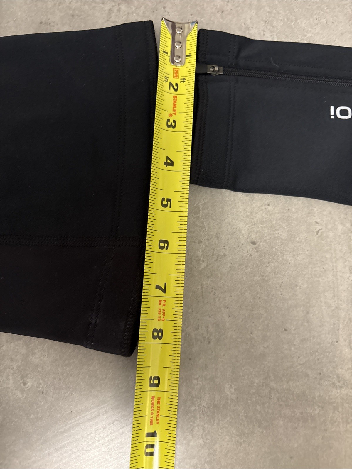 New With Tags Sugoi Zap Lined Side Zip Cycling Leg Warmers - Black - Large