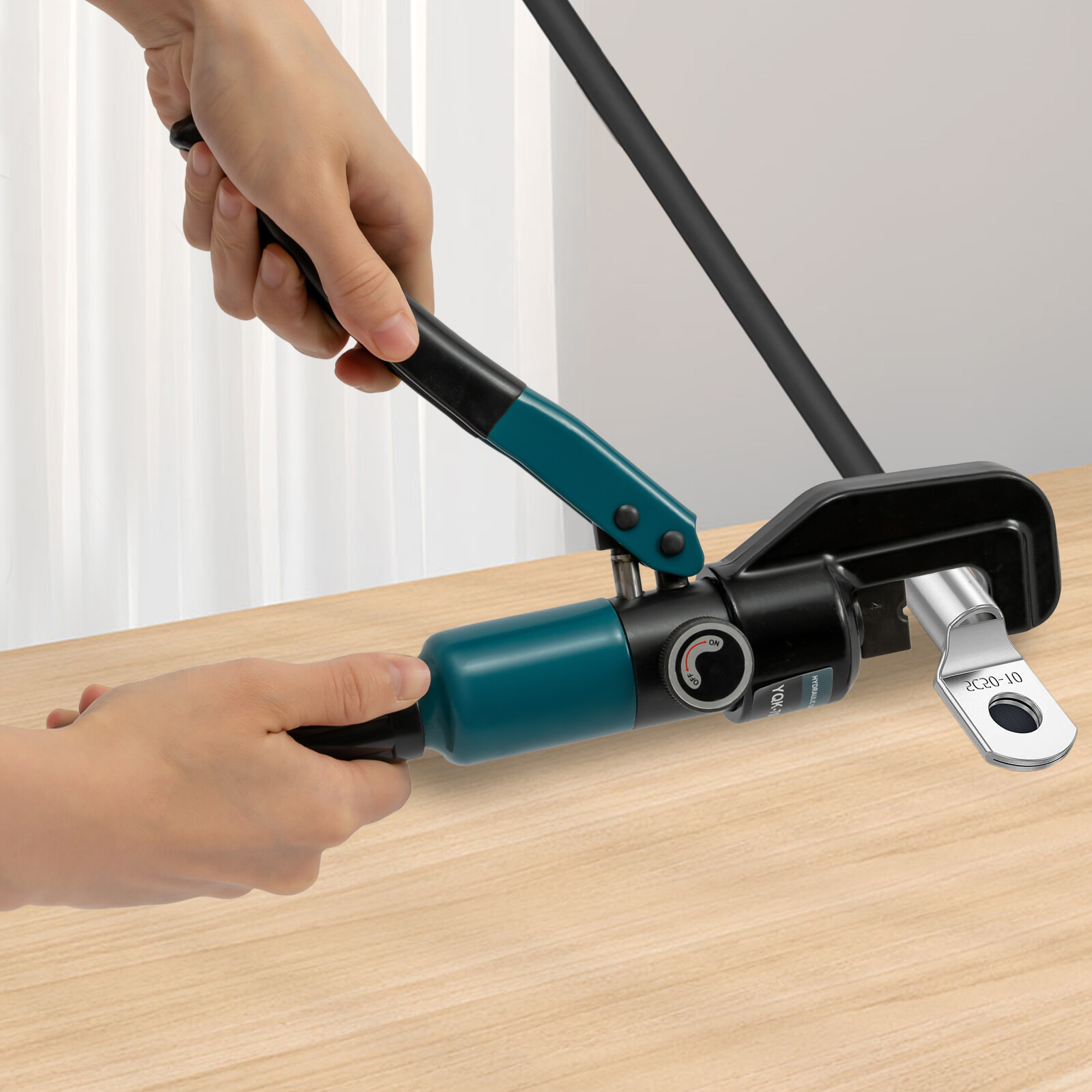 8T Hydraulic Crimper Crimping Tool Wire Rope Swaging Cable Railing Kit+8 Dies