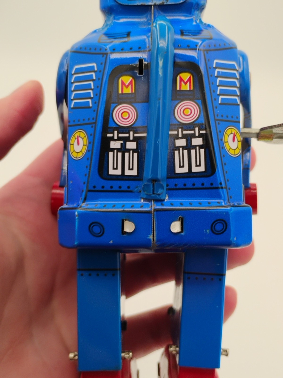 Unbranded No. MS403 Wind-Up 7" Walking Blue Space Robot, Working Partially