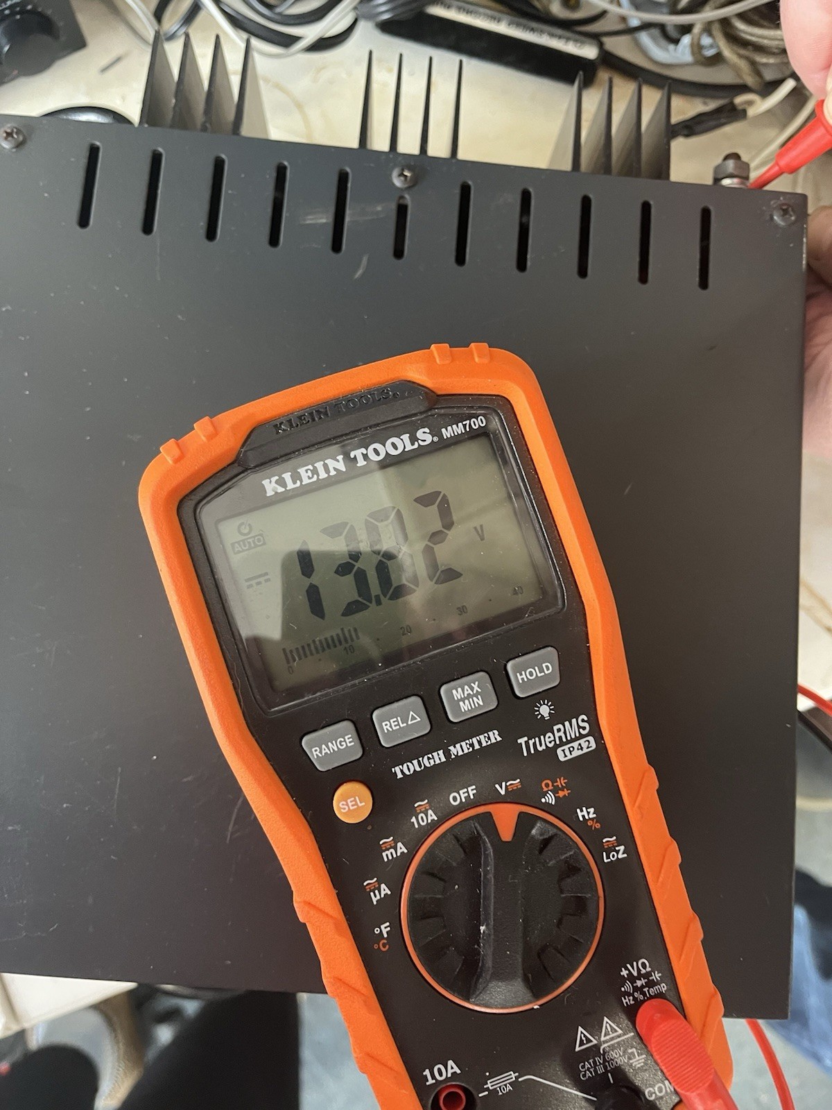 Astron RS-20A 13.8VDC 20A Linear / 16A Continuous Power Supply