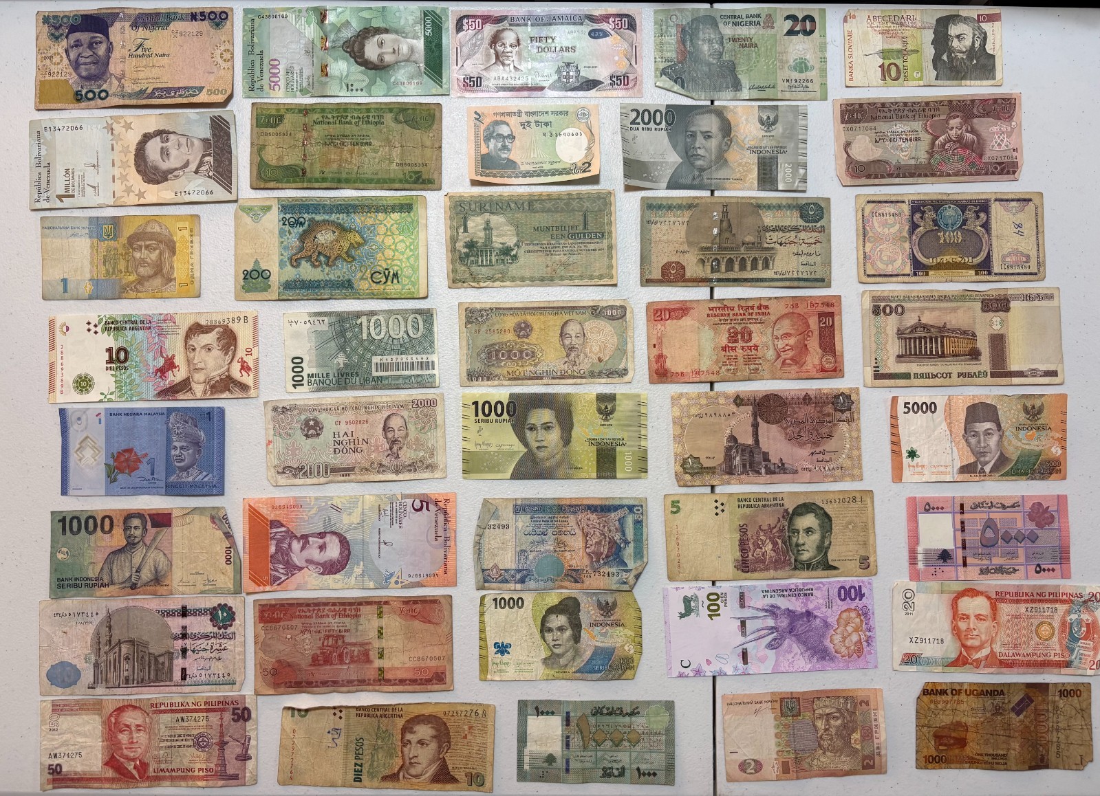 Circulated Lot of 40 Foreign Banknotes World Paper Money Collectible Currency