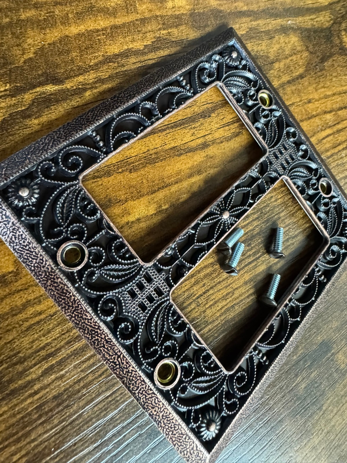 2: ANTIQUE Bronze Filigree Metal Outlet Light Switch Plate Cover Wall Rocker