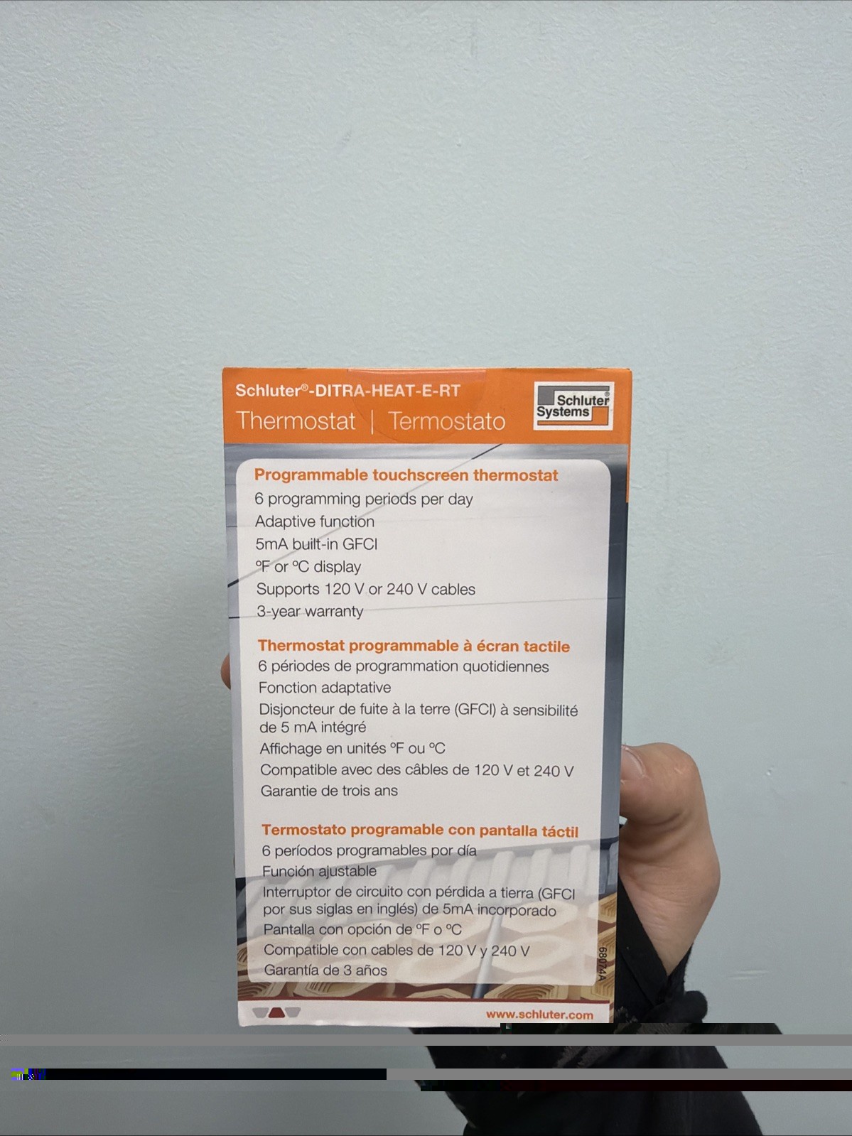 Ditra Heat Touchscreen Programmable Floor Heating Thermostat (HEAT-E-RT). WHT.