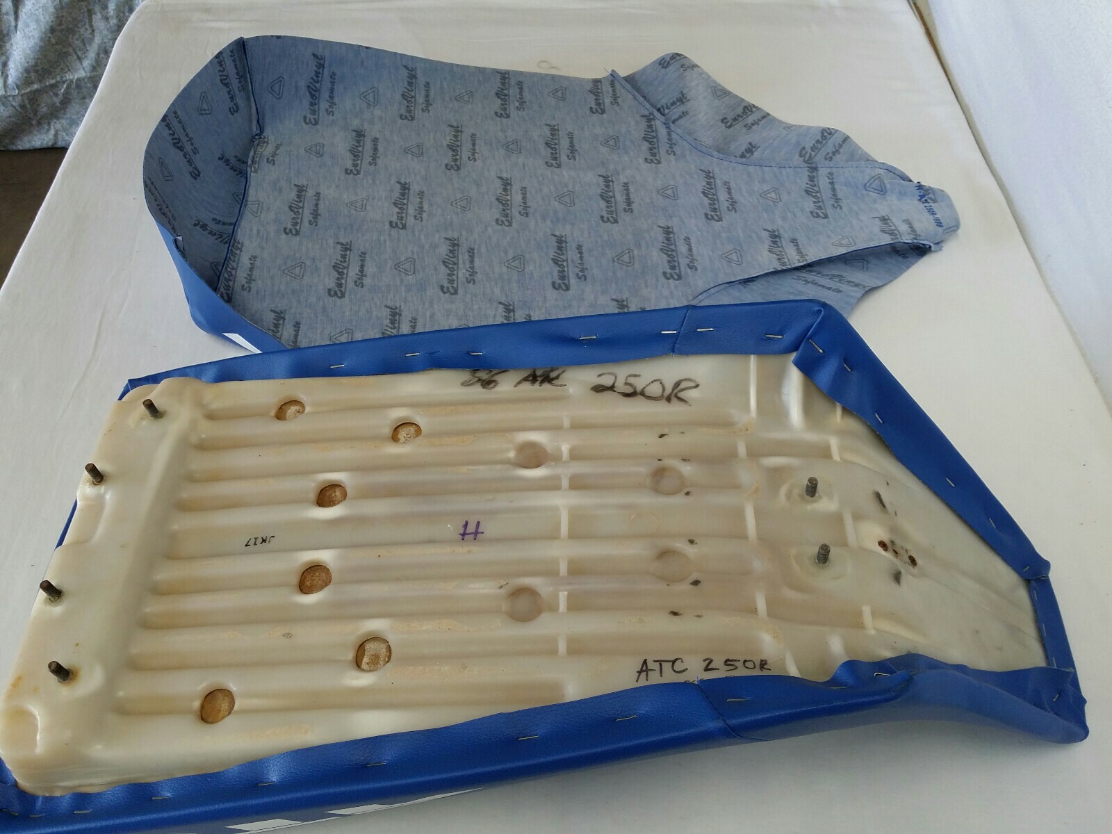 HONDA ATC250R SEAT COVER FIT ATC250R 1986 MODEL Seat Cover BLUE (H*-253)