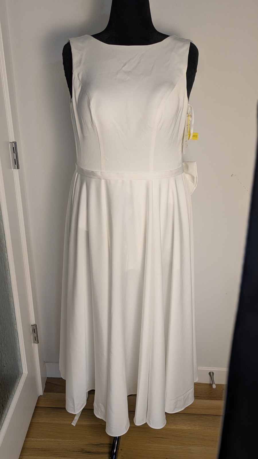 Off White Boatneck Midi Wedding Dress Romantic Lace-Up Back and bow Sz 6 NEW