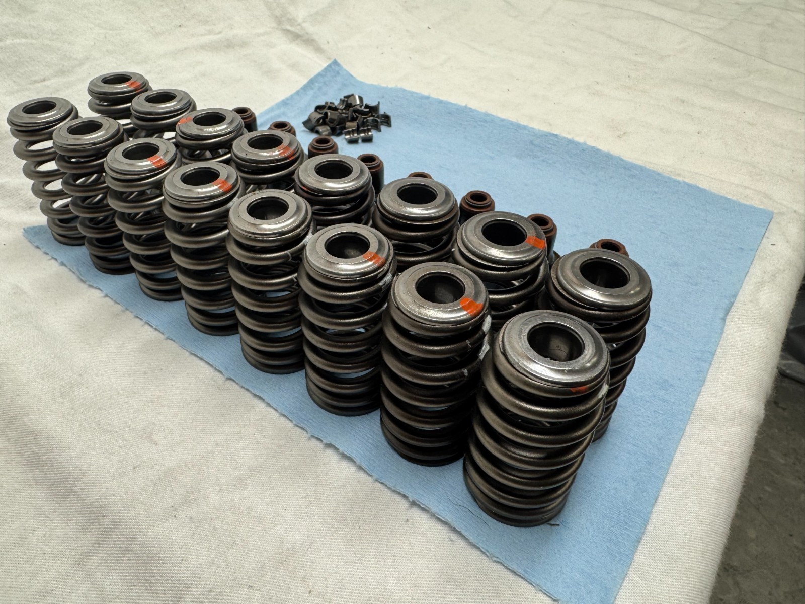 Corvette ZO6 Valve Springs Retainers Locks LS7 427 C6 Beehive Chevrolet Z06