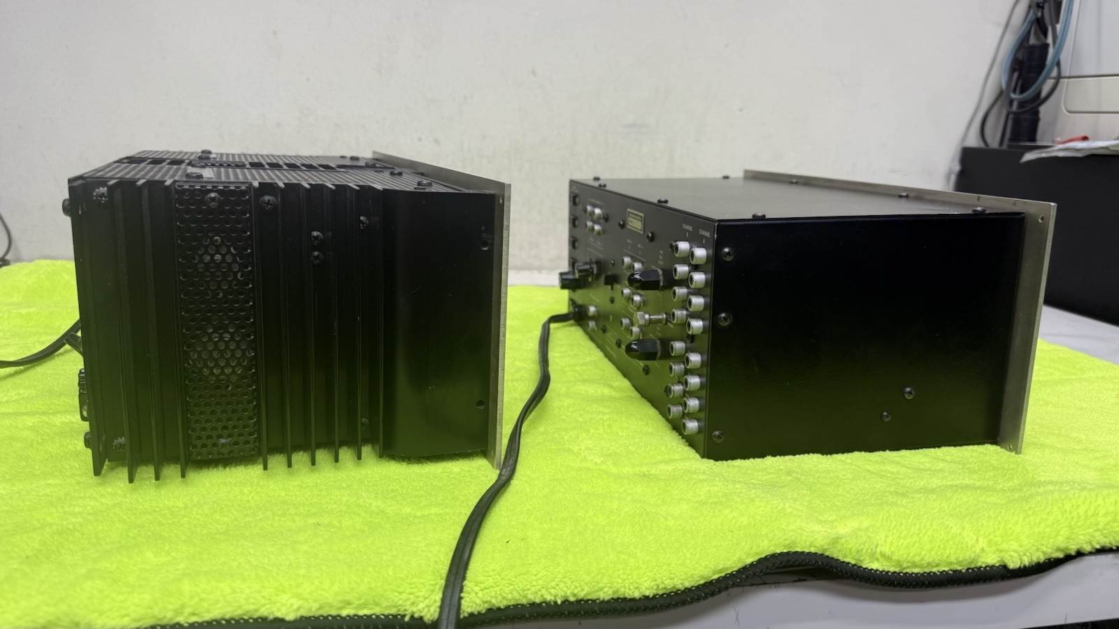 MARANTZ 15 FIFTEEN AMP AMPLIFIER Solid State Stereo 2 mono blocks WORKS GREAT🔥