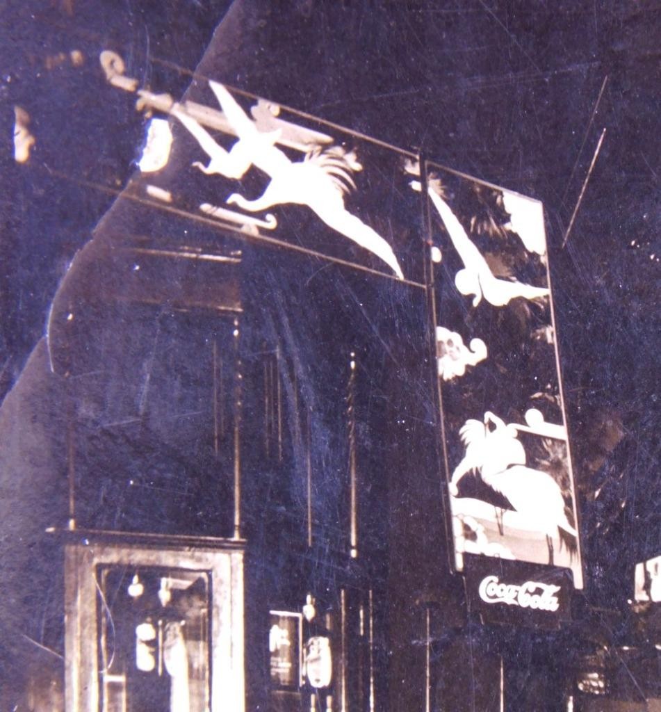 1920's Soda Fountain Cigar & Perfume Store 5 x 7 Original Photograph B8S1