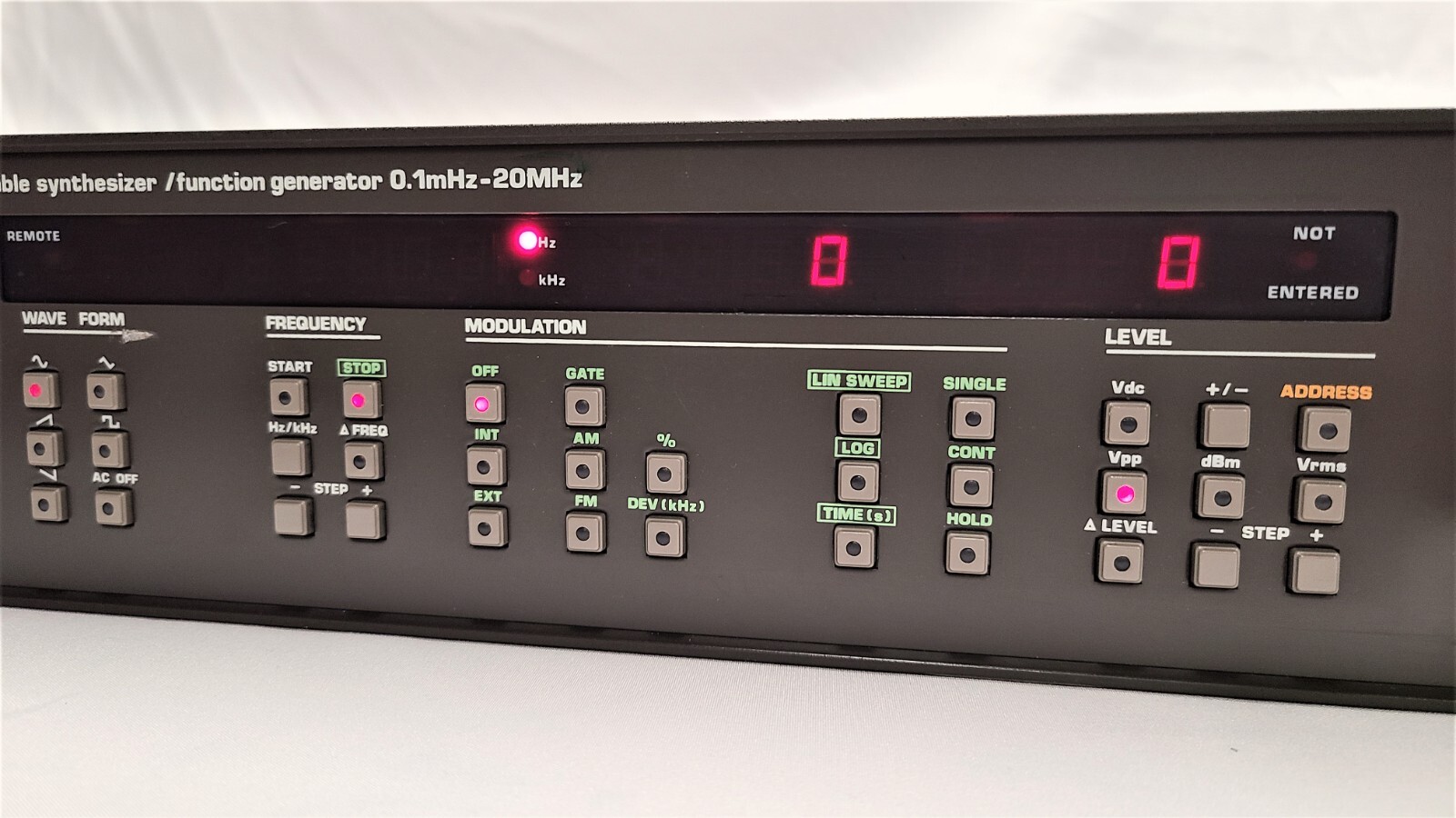 Philips Fluke PM5192 Programmable Synthesizer/function generator 0.1MHz-20MHz