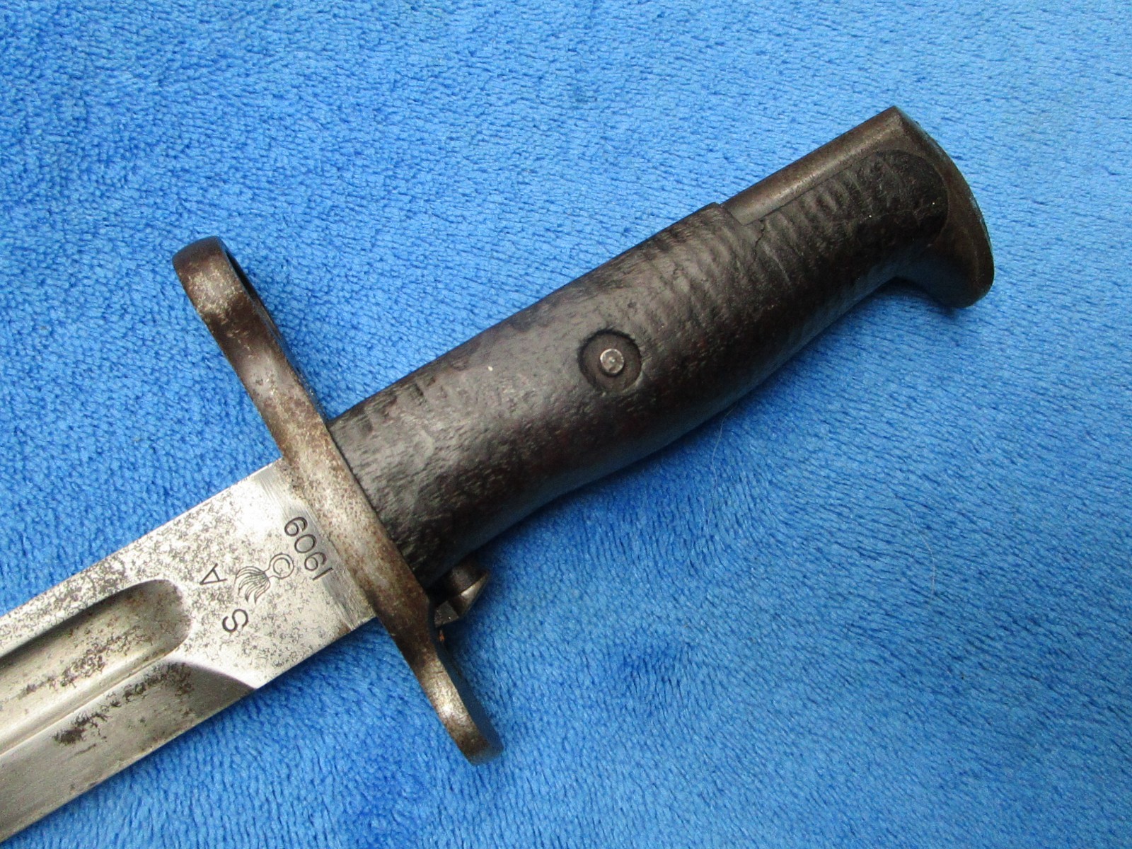 ORIGINAL US WW1 M1905 BAYONET MADE BY SA IN 1909 AND EARLY RIA 1909 SCABBARD