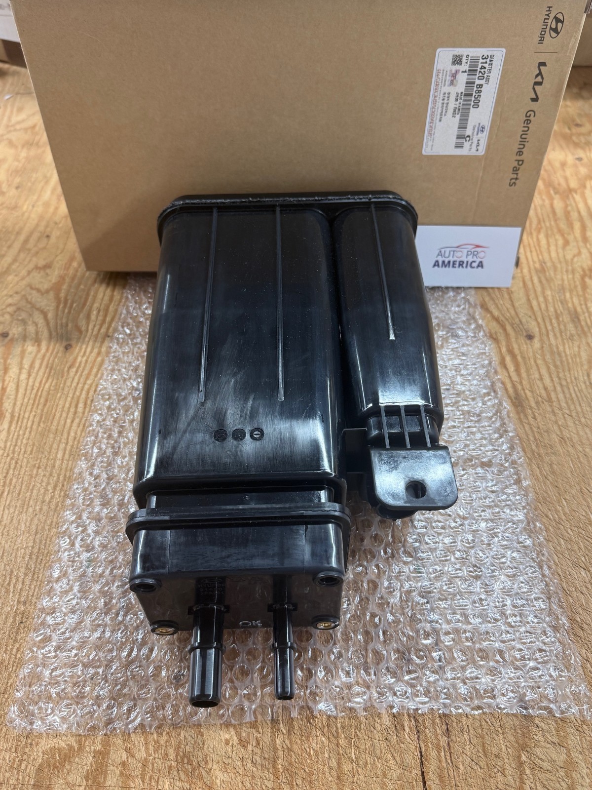 Vapor Canister Fuel Emission HYUNDAI Santa Fe 13-2019 KIA Sorento 2015-2020 OEM