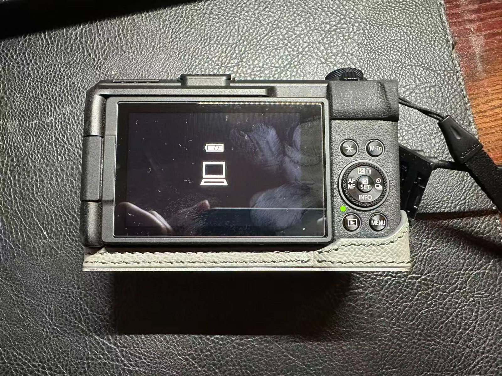 Canon PowerShot V1 Leather Half Case + 3x LP-E17 Batteries Kastar Charger