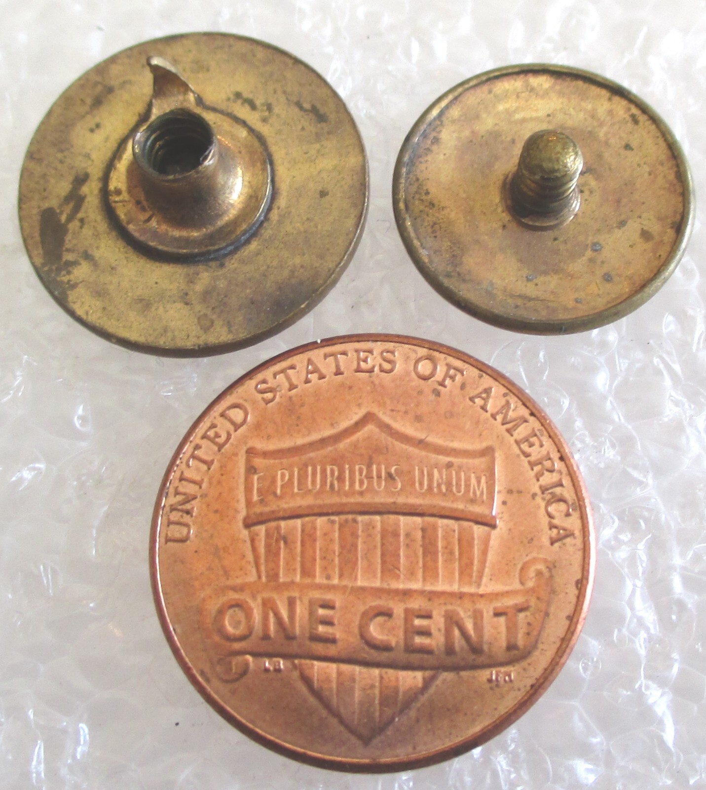 Antique WW1 Connecticut State Military Service Award Lapel Pin 1917-1919