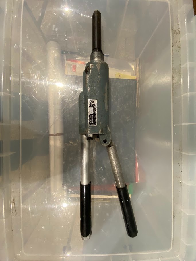 Cherry Installation Tool Hand Rivet Gun Cherry Textron G749A