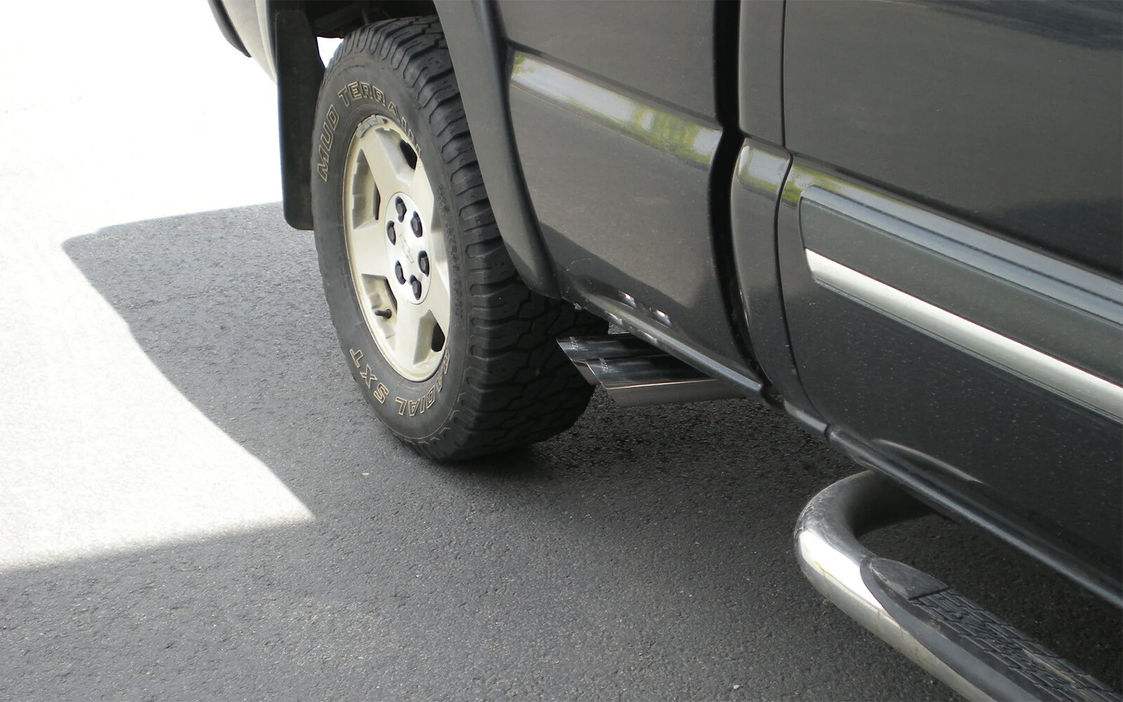 Flowmaster American Thunder Cat-Back Exhaust Kit for Silverado Sierra 1500 V8