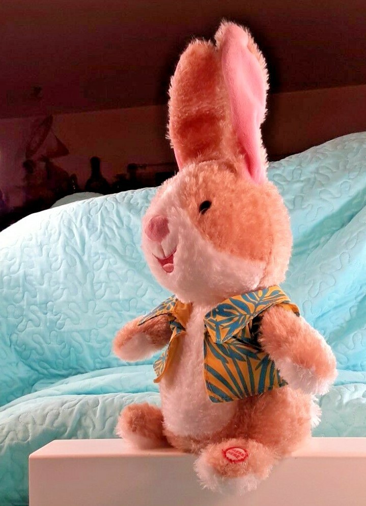 Bunny Rabbit Sweet Dancing Plush Hallmark Battery Operated Dances & Sings Easter