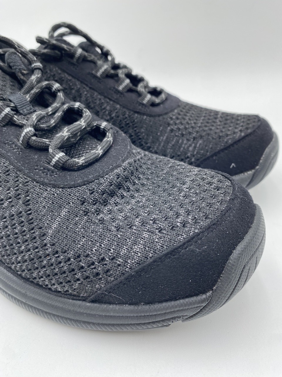 OrthoFeet CORAL Women's NEW Athletic Walking Sneakers Black Multiple Sizes