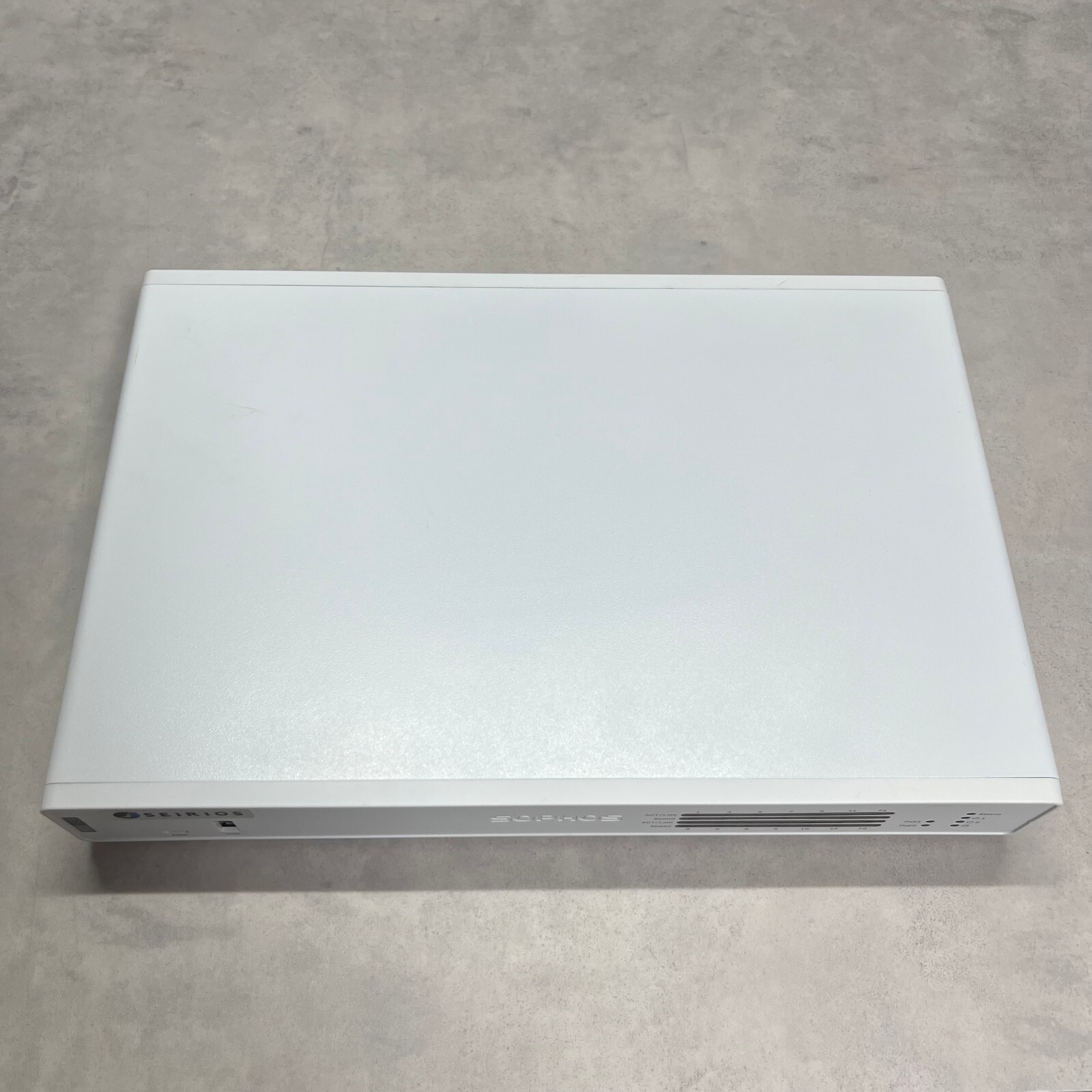 SOPHOS XGS 136 Next generation firewall Sophos Ltd. XG136 w/Cable Tested Good!!