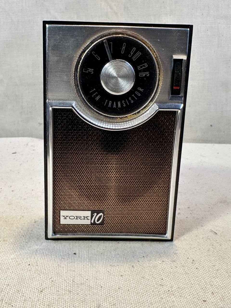 Vintage York 10 Ten Transistor Radio Japan NOT WORKING w/ Leather Case 030 048