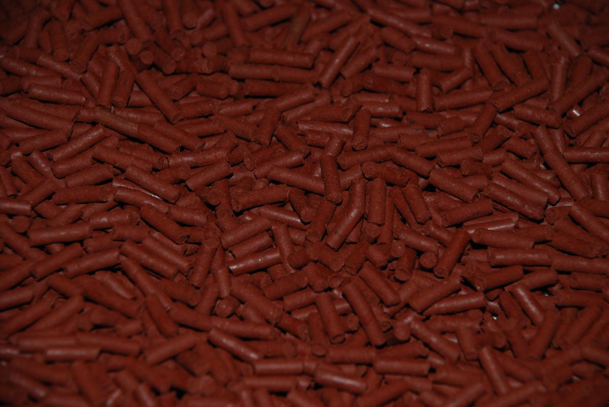 Ken's Premium Bloodworm Sticks