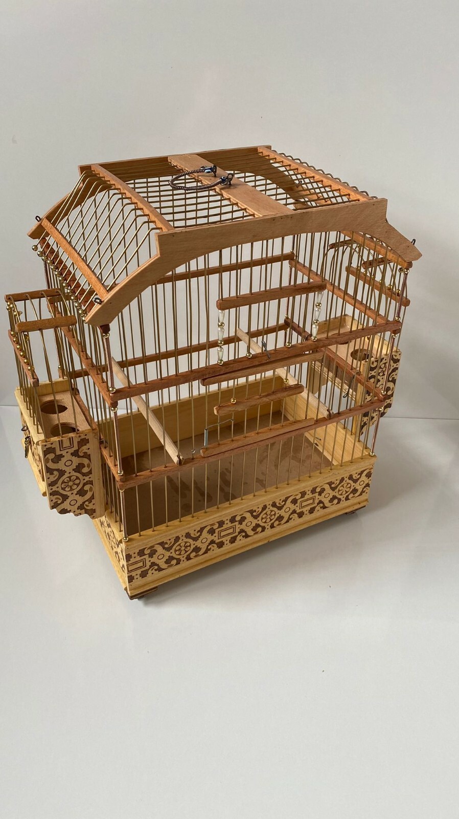 WOODEN BIRD CAGE / PARAKEET / CANARY / FINCH