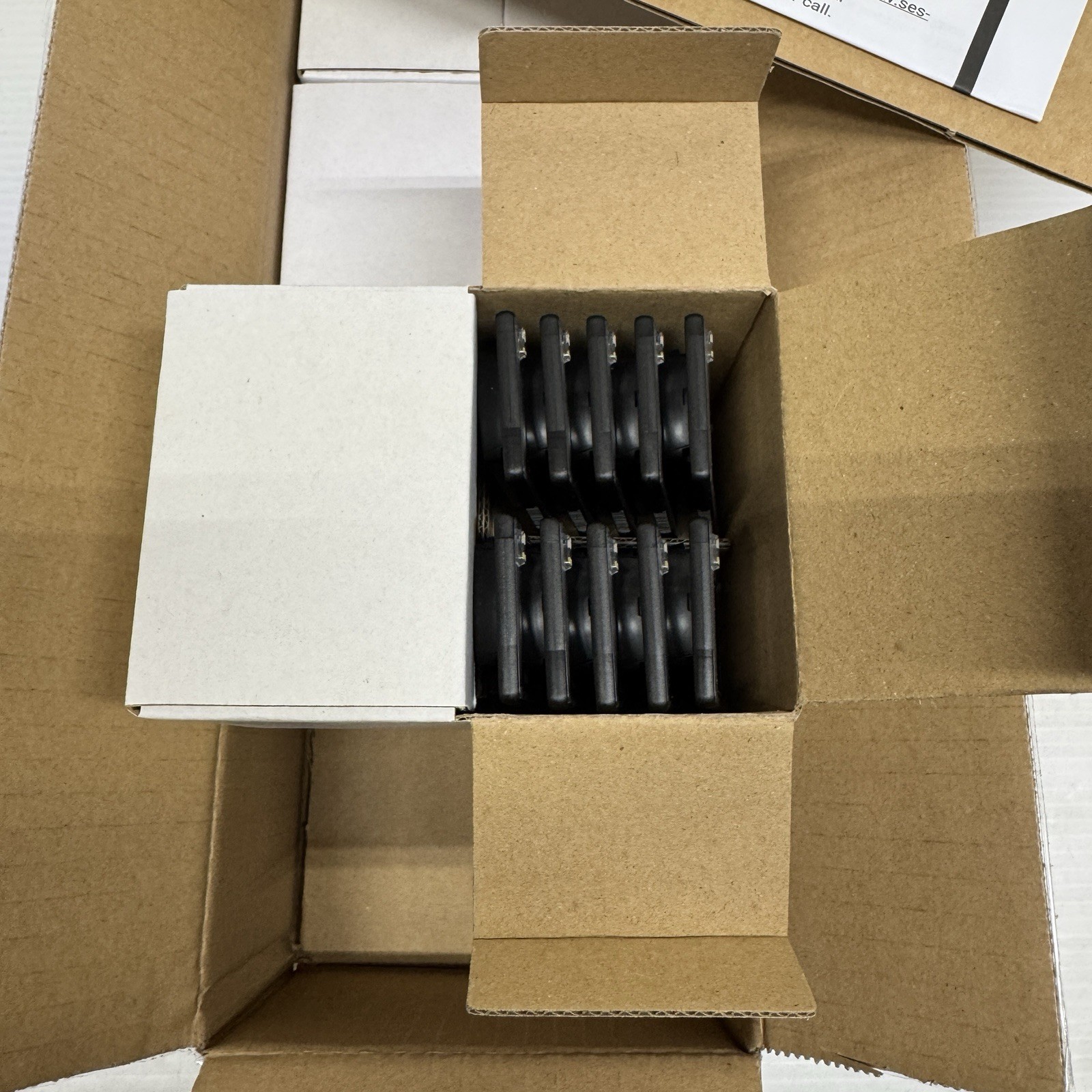 BOX OF 80 SES Imagotag Vusion 2.6 BWR BAR Code Electronic Shelf Price Labels