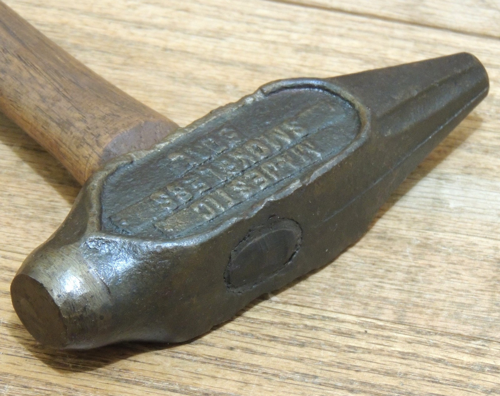 BROOKS COAL & ICE Co. ADVERTISING COAL HAMMER-MAJESTIC SMOKELESS-ANTIQUE TOOL