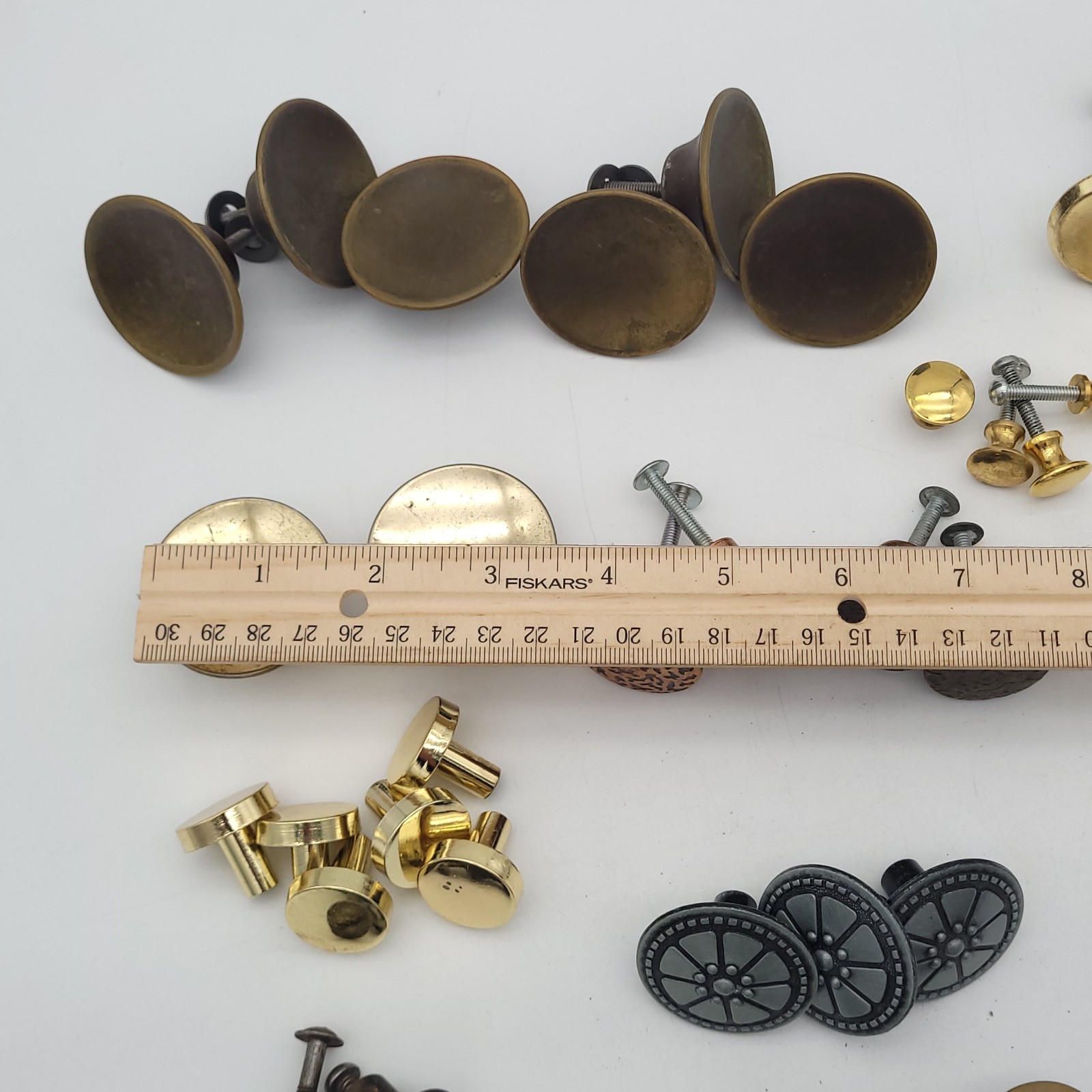 40 Pc Knobs Drawer Pulls Mix Lot Vtg Salvage Bronze & Brass, Many Match Sets