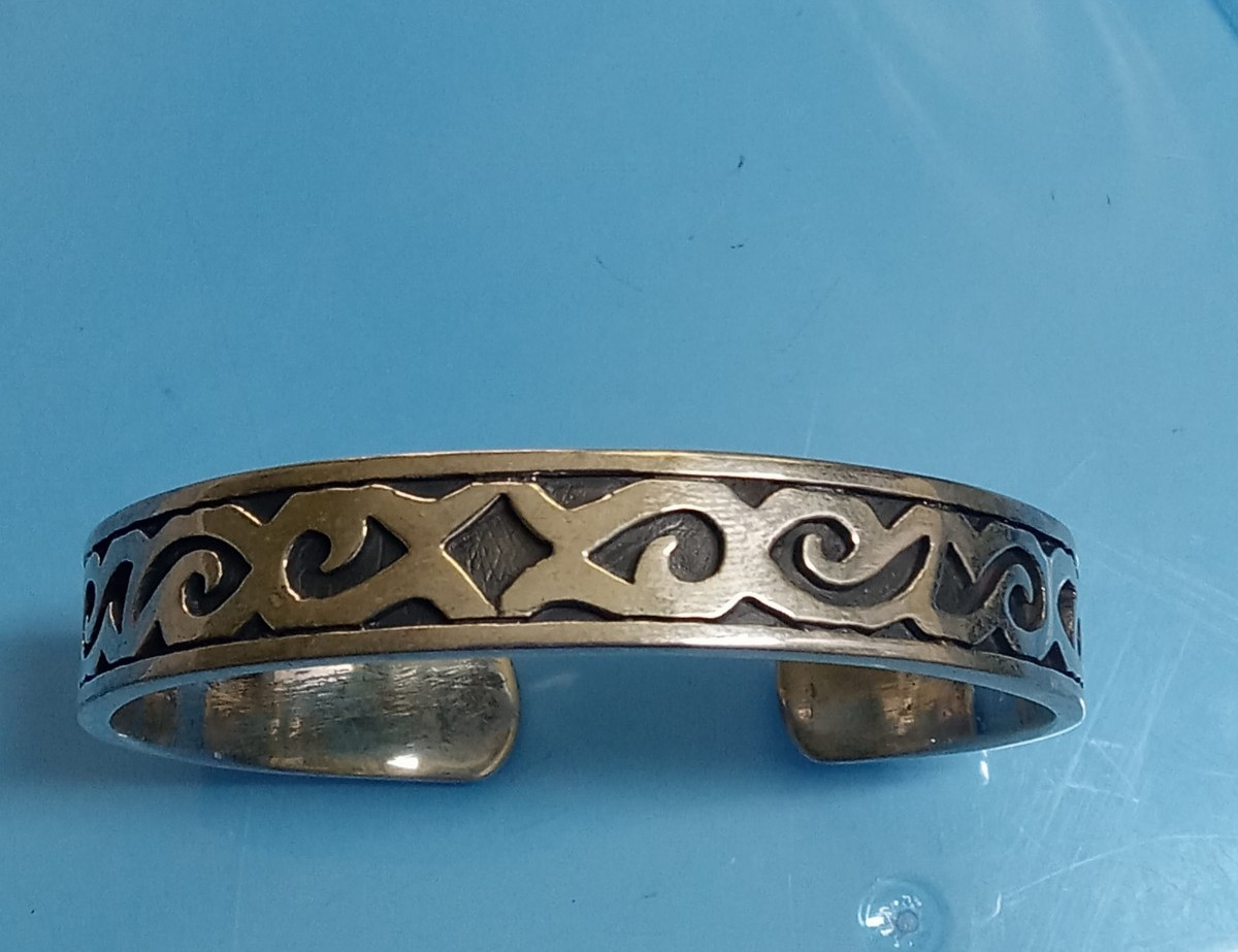 STERLING SILVER TRIBAL CUFF BRACELET 37 gm MAORI DESIGN FROM BALI INDONESIA