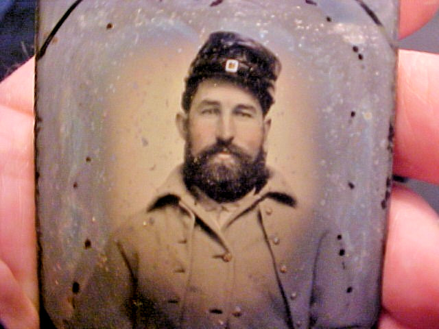 Civil War Soldier Ambrotype Photograph on Glass IDed w/Full Case 1/9 Plate Nice!