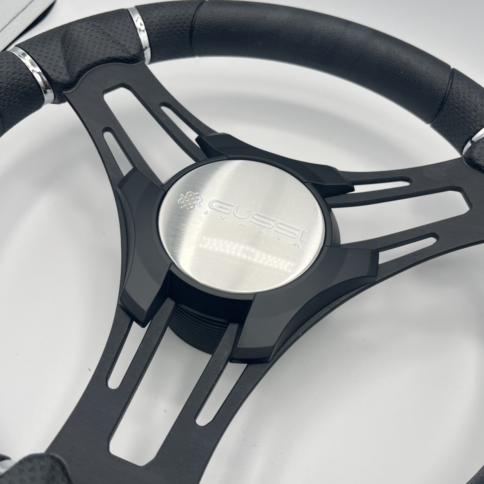 Gussi Italia Boat Steering Wheel Black Brushed Alum Spokes KEYED | Gussi Italia