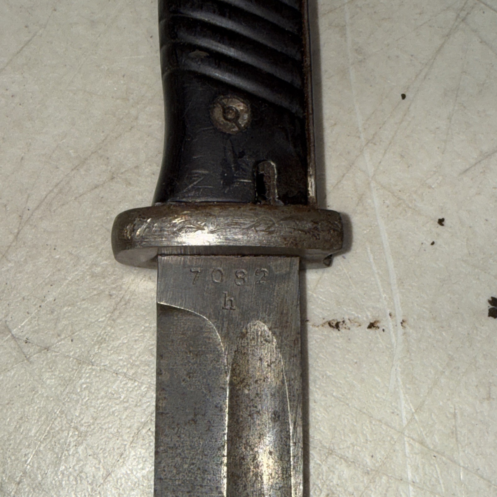 German WW2 K98 Bayonet Carl Eickhorn Mfg 1942 cof Bakelite Grips