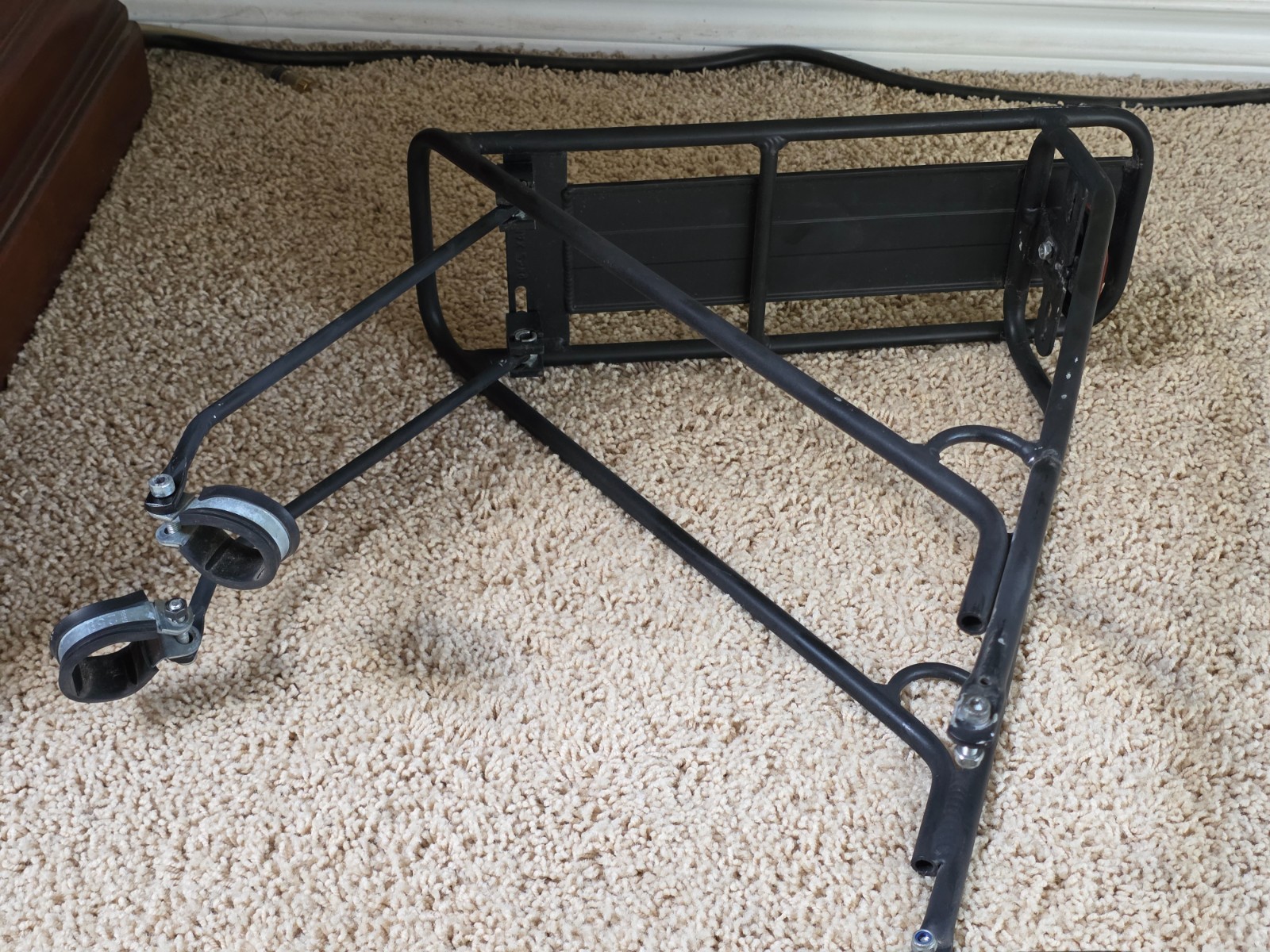 GIANT 25 kg Rear Bike Rack Black Aluminum Alloy