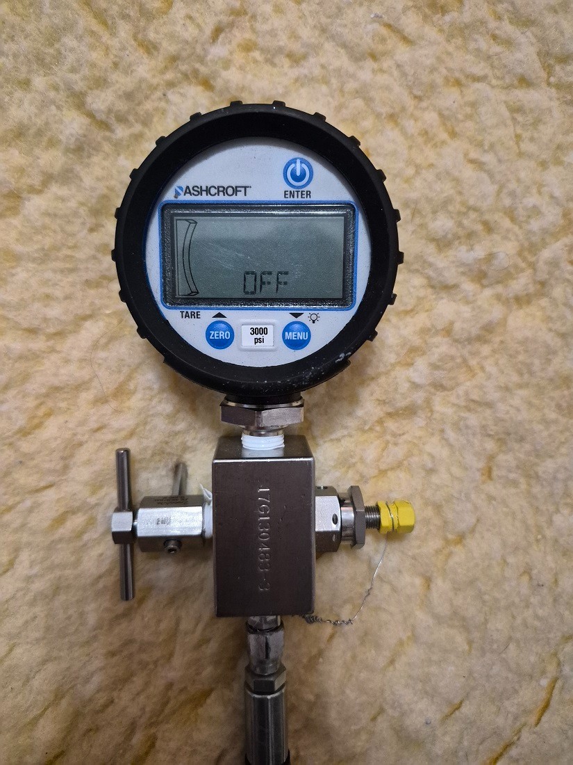 Ashcroft Digital Nitrogen High Pressure Gauge Assembly 0-3,000 psi Boeing