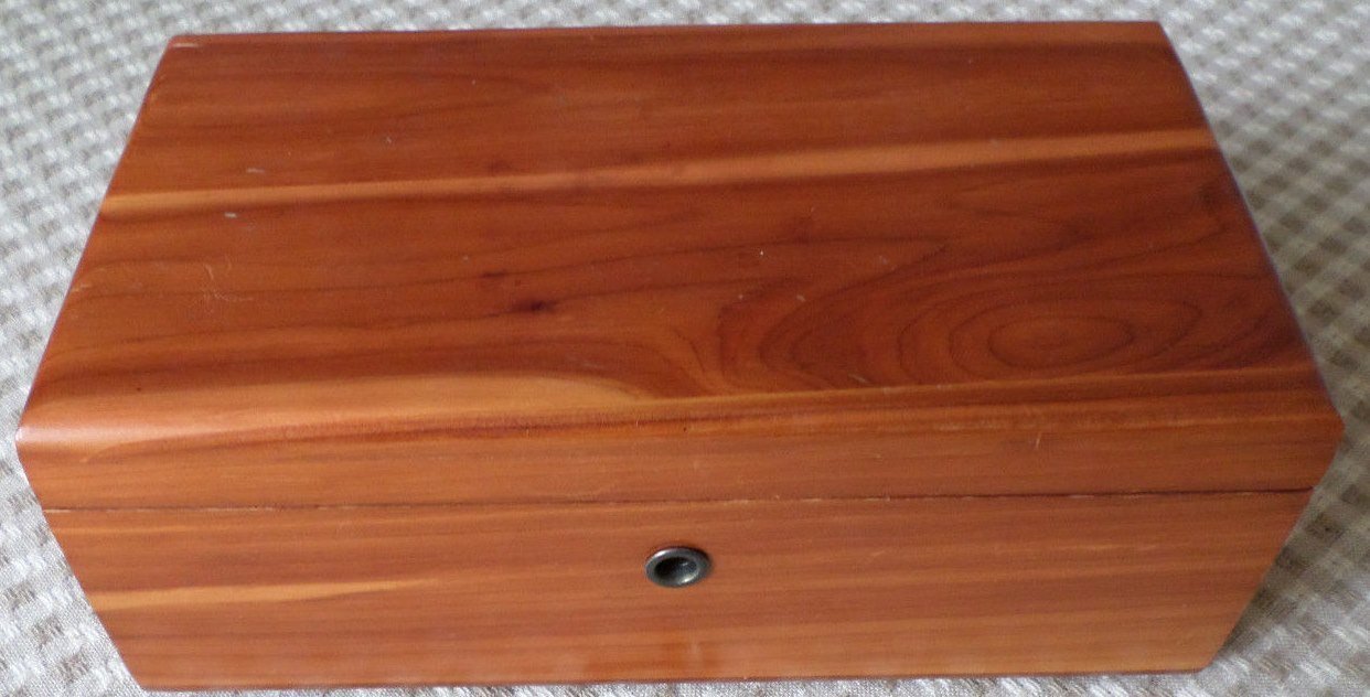 Original Authentic VTG Jewelry Key Lane Miniature Mini Cedar Chest Box *KEY ONLY